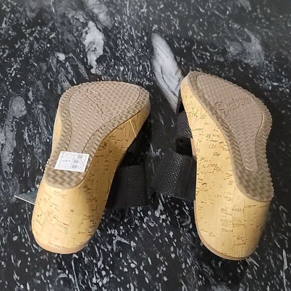 BRAND NEW SKECHERS WOMEN'S BEVERLEE -BRUNCH HOUR SANDAL - Picture 10 of 14